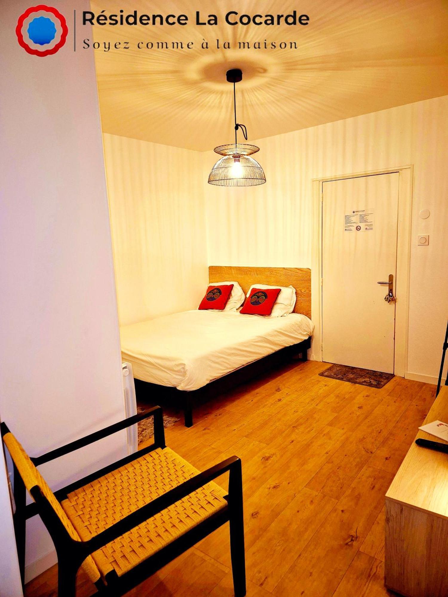Residence La Cocarde, Suites Type Appartements Bourges Eksteriør bilde