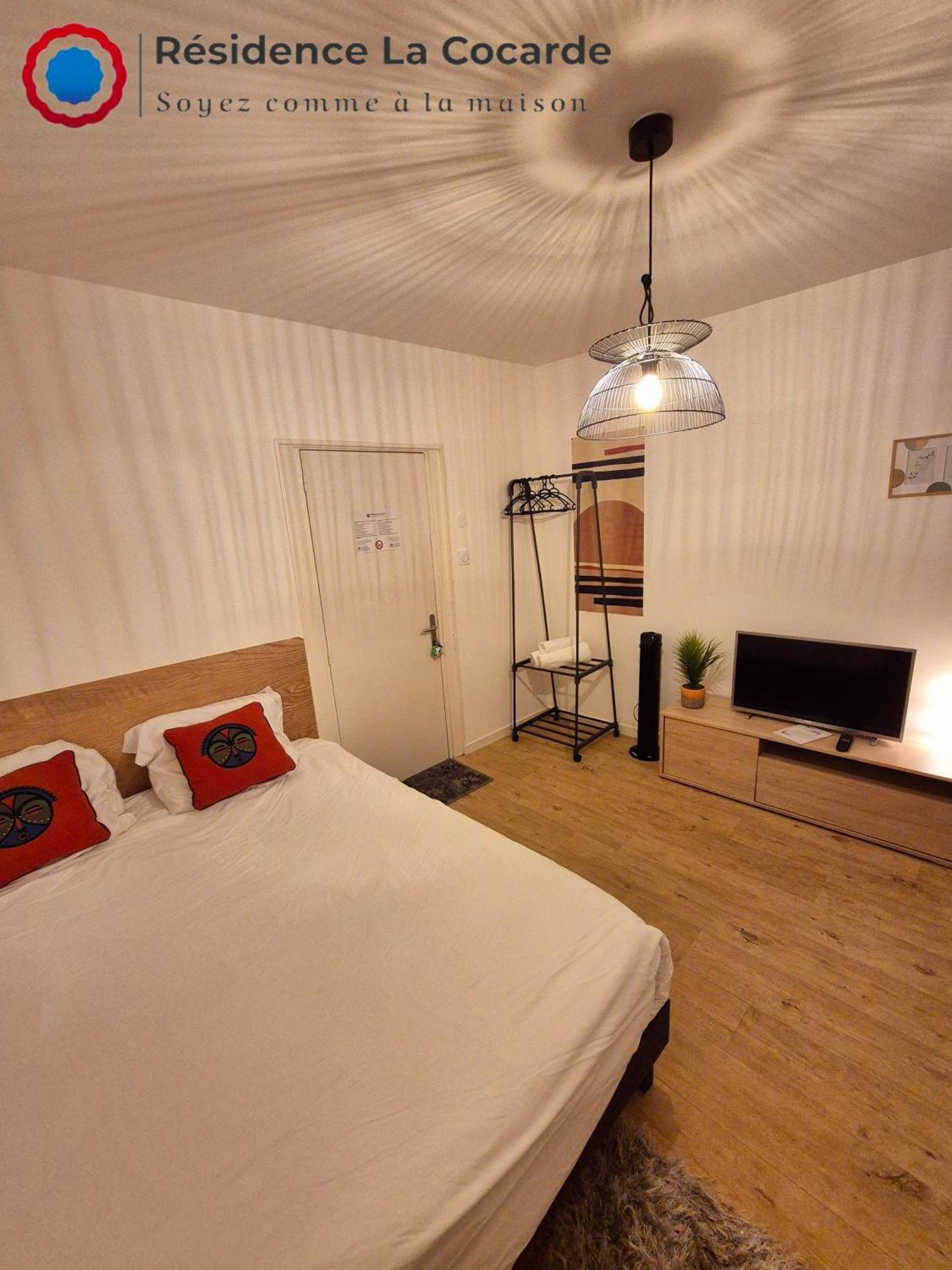 Residence La Cocarde, Suites Type Appartements Bourges Eksteriør bilde